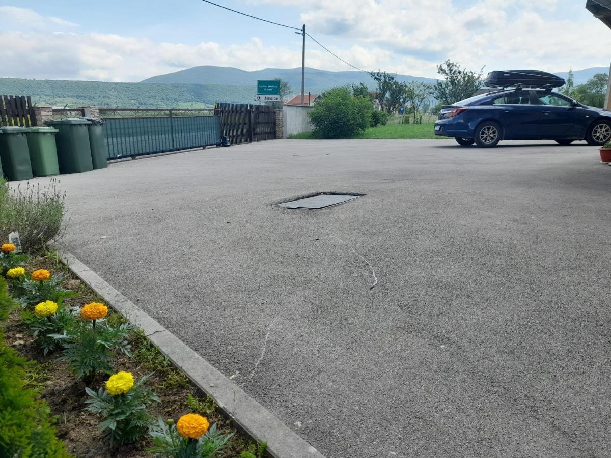 River Bank Apartments & Castle View Bihać Εξωτερικό φωτογραφία